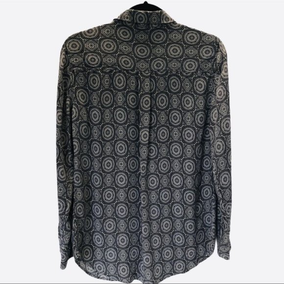 EQUIPMENT Signature Slim 100% Silk Gray Medallion - Picture 2 of 10